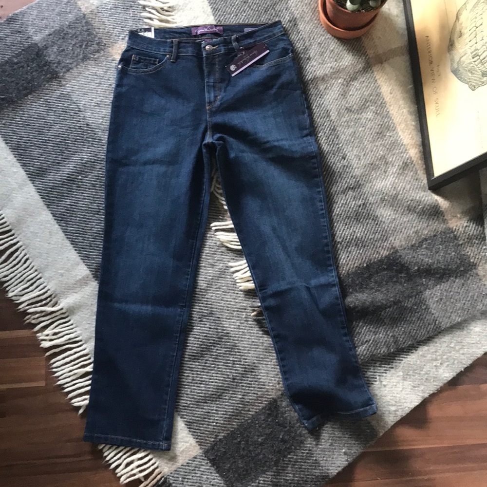 Gloria Vanderbilt Jeans NEW